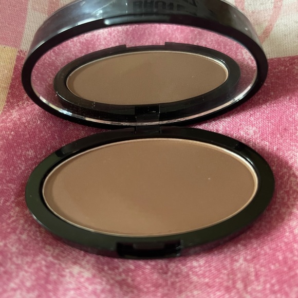 Eyebrow Stamp - Picture 3 of 4